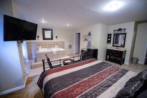 The Mountaineer Hotel Williamson Eksteriør billede